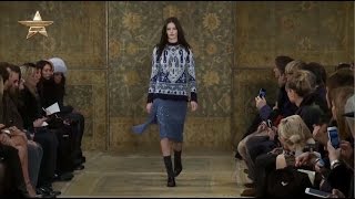 Morocco Meets Chelsea in Tory Burch’s Sophisticated 70s Inspired Show