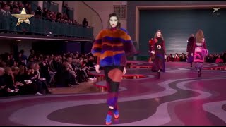 Roksanda Mixes Psychedelic Swirls with Classic 40s Glamour at London Fashion Week